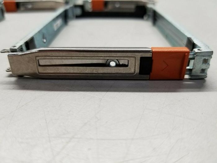 Lot of 500+ EMC 2.5" HDD Carriers 100-562-448