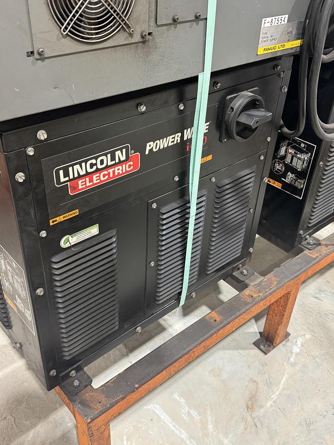 Used FANUC ARC MATE 120iBe 6 AXIS ARC WELDING ROBOT WITH R-30iA CONTROLLER