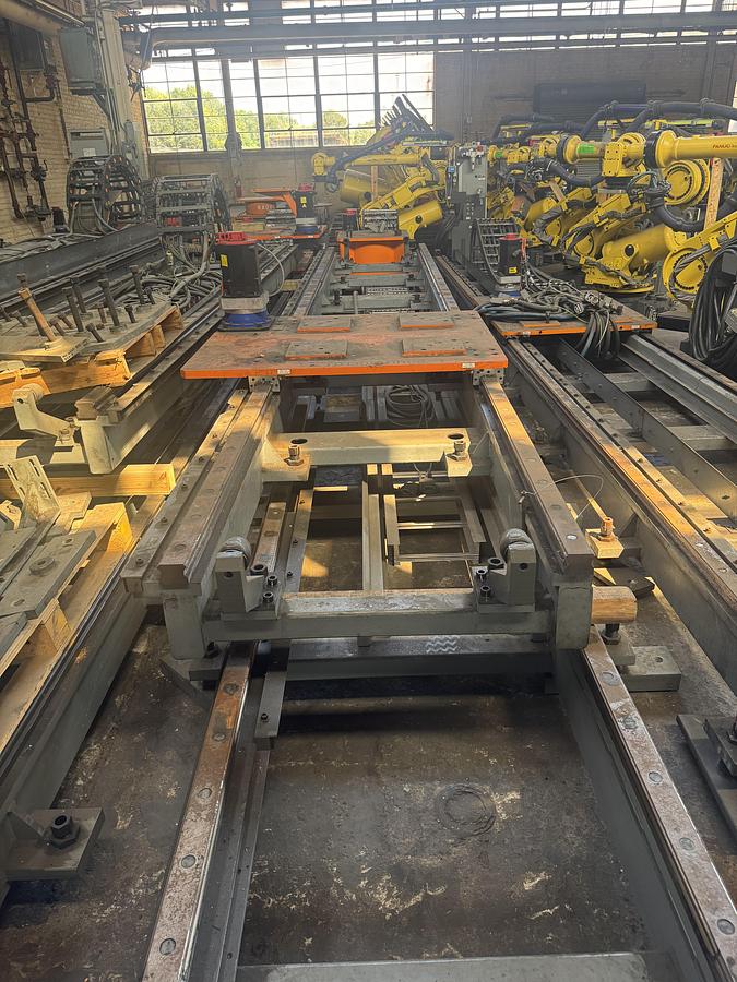 Used FANUC R2000 CAPACITY GEN VI 19'9" OVERALL LENGTH RTU (NO FLEX CABLES)