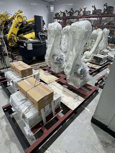Used KAWASAKI RS020N 6 AXIS ROBOTS NEW NEVER USED WITH E01 CONTROLS & CUBIC S, MULTIPLE UNITS