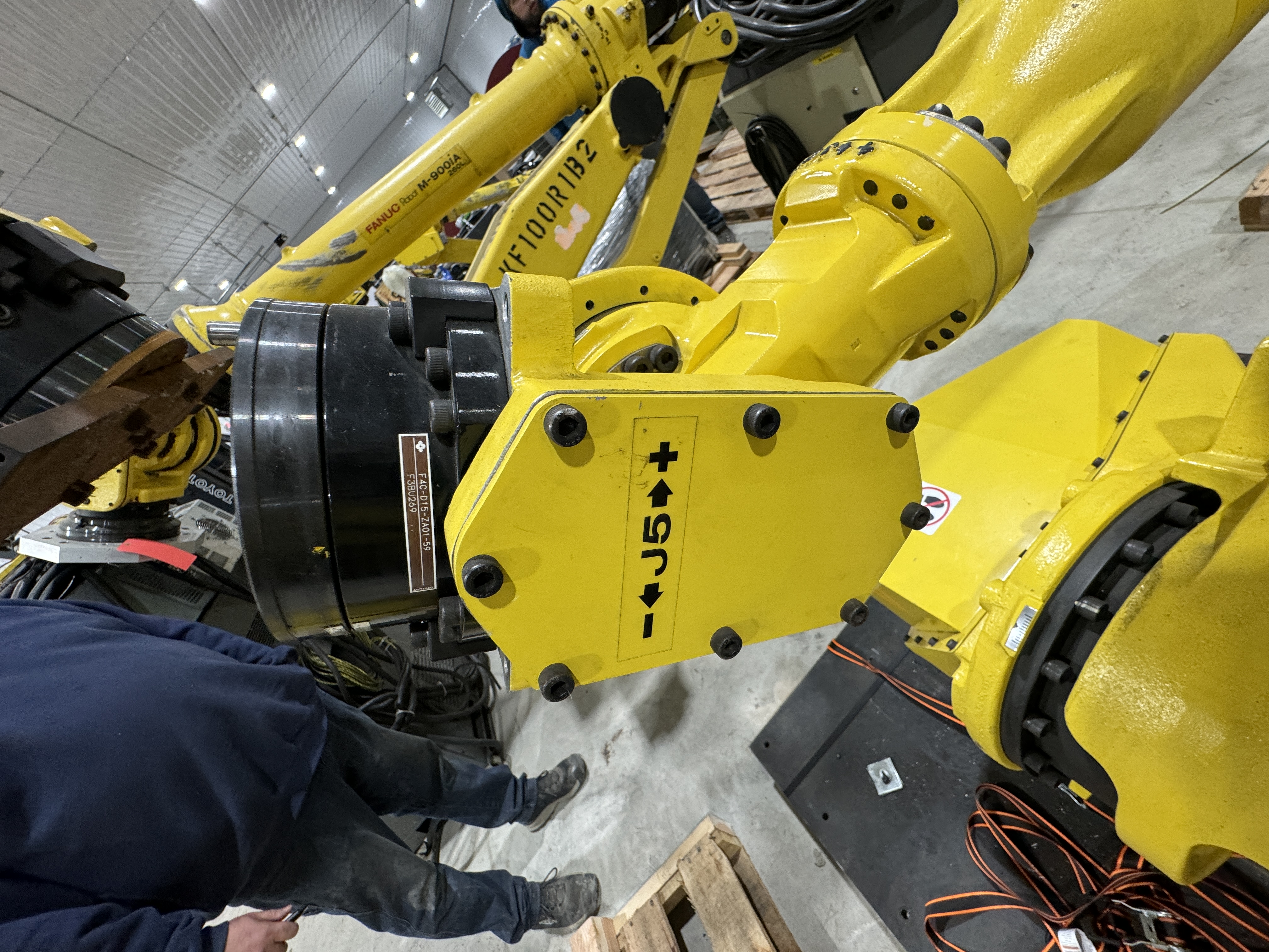 Used  FANUC M-710iC/50 6 AXIS ROBOT WITH R-30iB CONTROLLER