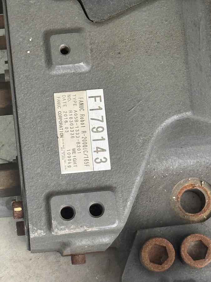 Used FANUC R-2000IC/165F 6 AXIS ROBOT WITH R-30iB CONTROLLER
