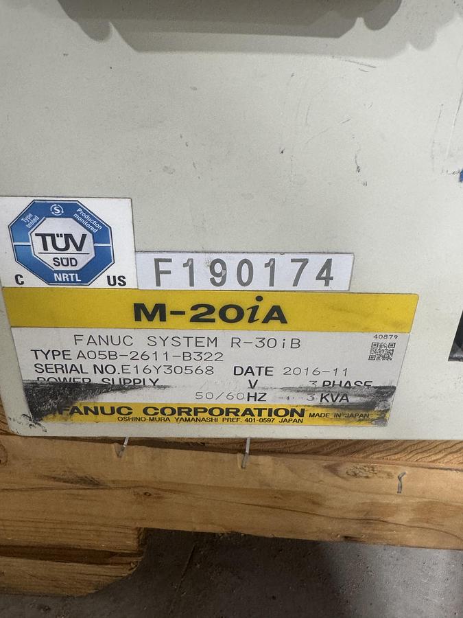Used FANUC M-20iA/35M HIGH INERTIA 6 AXIS ROBOT R-30iB  35 KG X REACH 1,813 MM