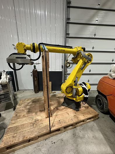 Used FANUC R-2000iC/125L 6 AXIS ROBOT WITH R-30iB PLUS CONTROLLER