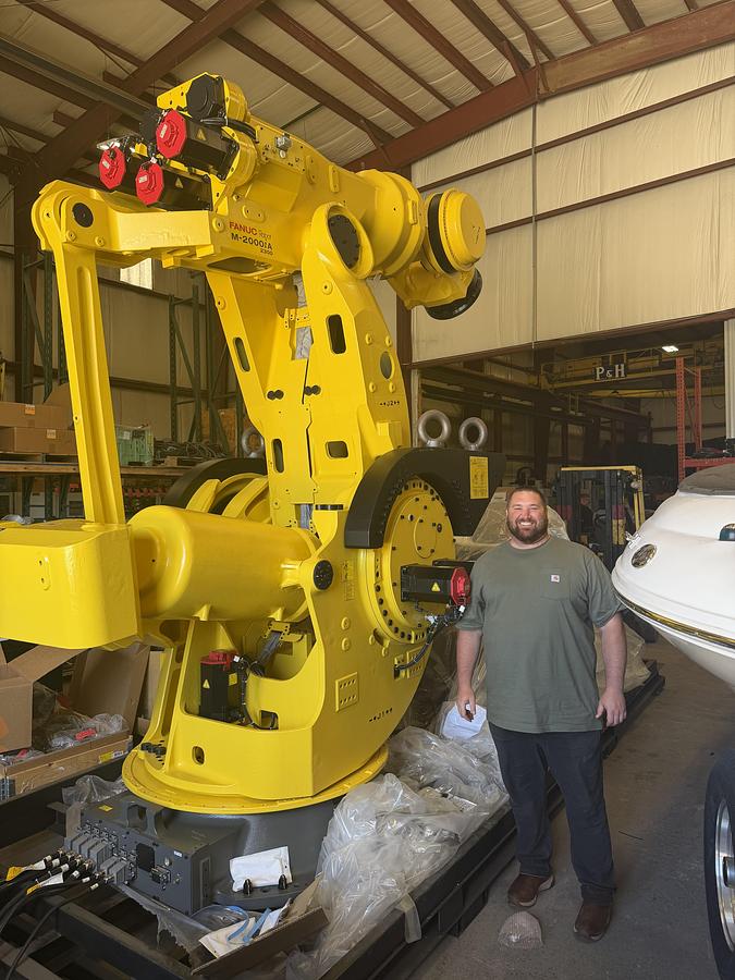 Used FANUC M-2000iA/2300 ROBOT NEW NEVER USED WITH R-30iB PLUS CONTROLLER