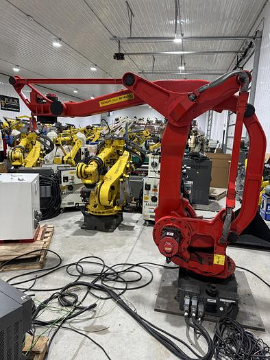 Used FANUC M410iC/185 PALLETIZING ROBOT WITH R-30iB 185 KG X 3143 MM REACH FOR SALE