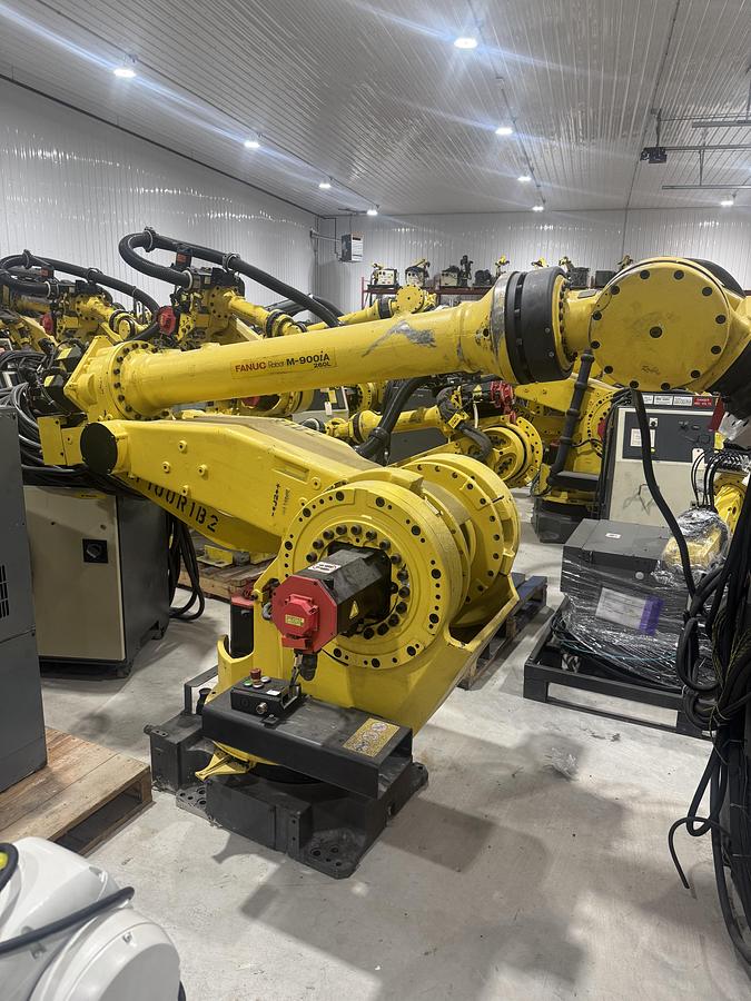 Used FANUC M-900iA/260L 6 AXIS HEAVY DUTY LONG REACH ROBOT WITH FANUC R30iA CONTROLLER