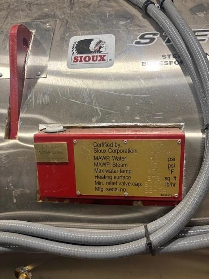 Used SIOUX SF50G STEAM FLO GENERATOR, NEVER USED, STEAM OUT PUT 1,725 LBS PER HOUR