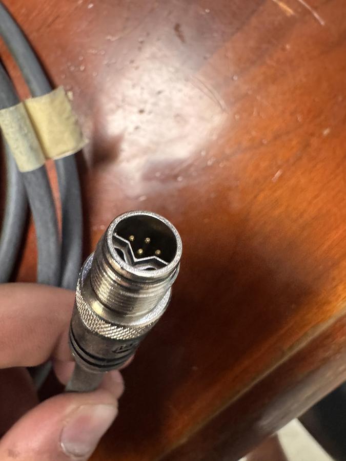 KUKA 00-356-385 ROBOT CABLE. 30 METERS LONG XF21/XF31 