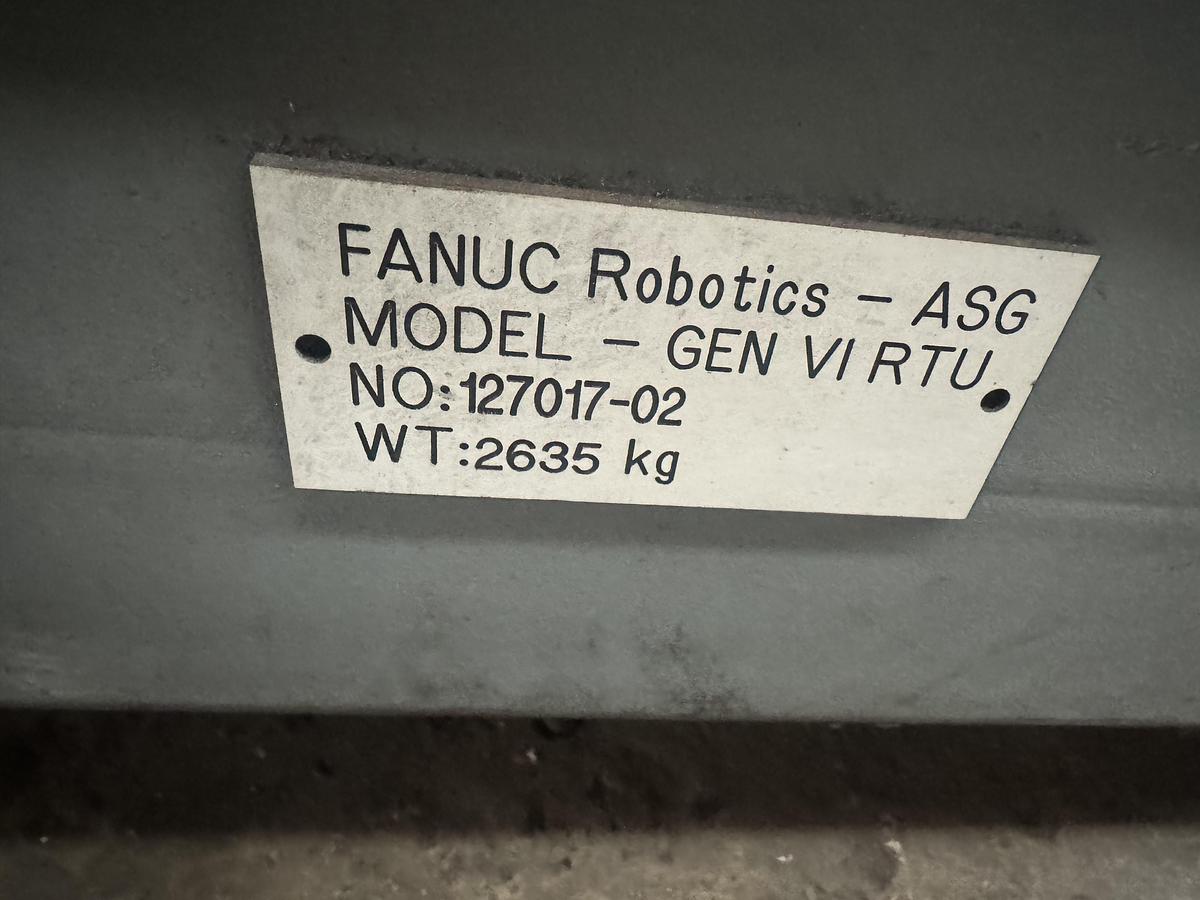 Used FANUC R2000 CAPACITY GEN VI 28' OVERALL LENGTH RTU WITH FLEX CABLES