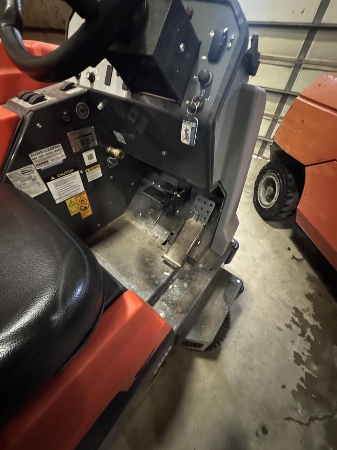 Used NAUTILUS POWER BOSS FLOOR SCRUBBER LP GAS POWERED KUBOTA WG1605L