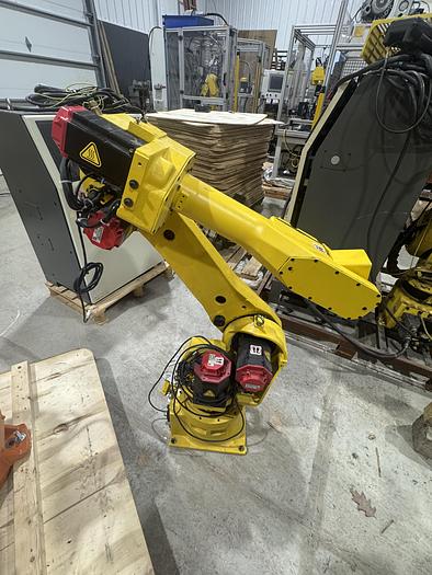 Used FANUC M16iB/20, WITH R30iA CONTROLLER, PENDANT, CABLES, UNDER 300 HOURS OF USE
