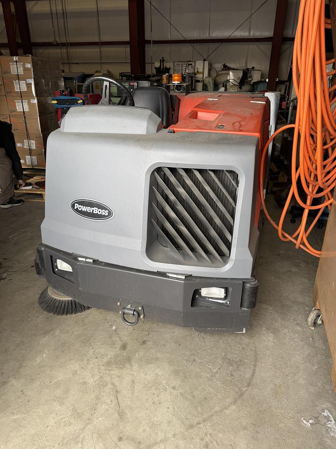 Used NAUTILUS POWER BOSS FLOOR SCRUBBER LP GAS POWERED KUBOTA WG1605L