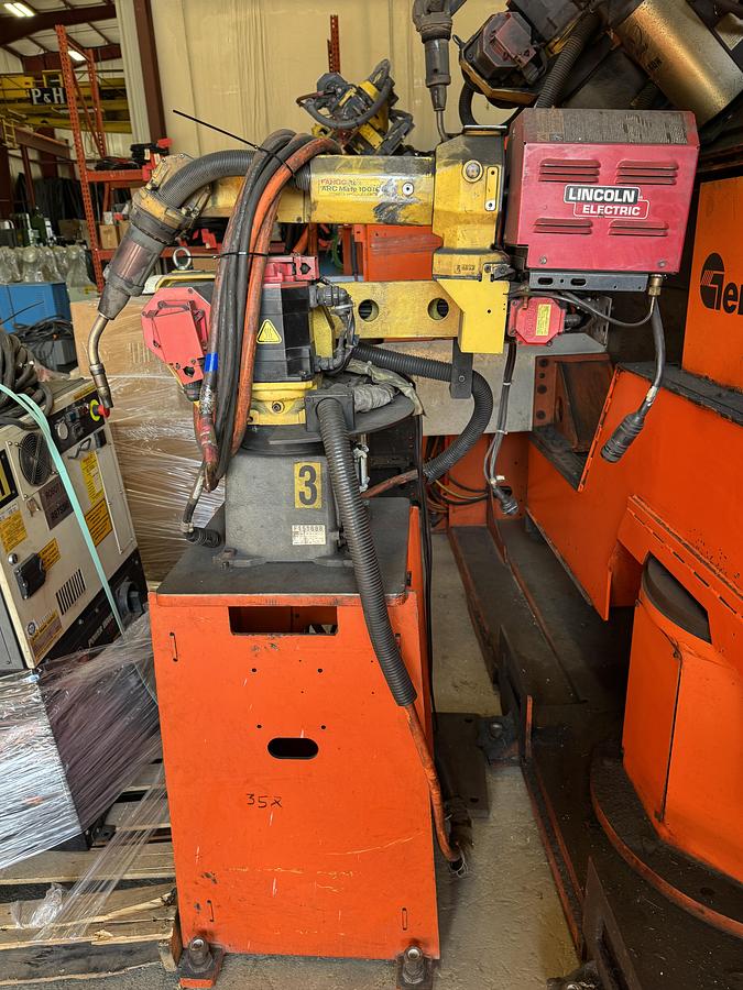Used FANUC ARC MATE 100iC 6 AXIS MIG WELDING ROBOT WITH R-30iB CONTROL