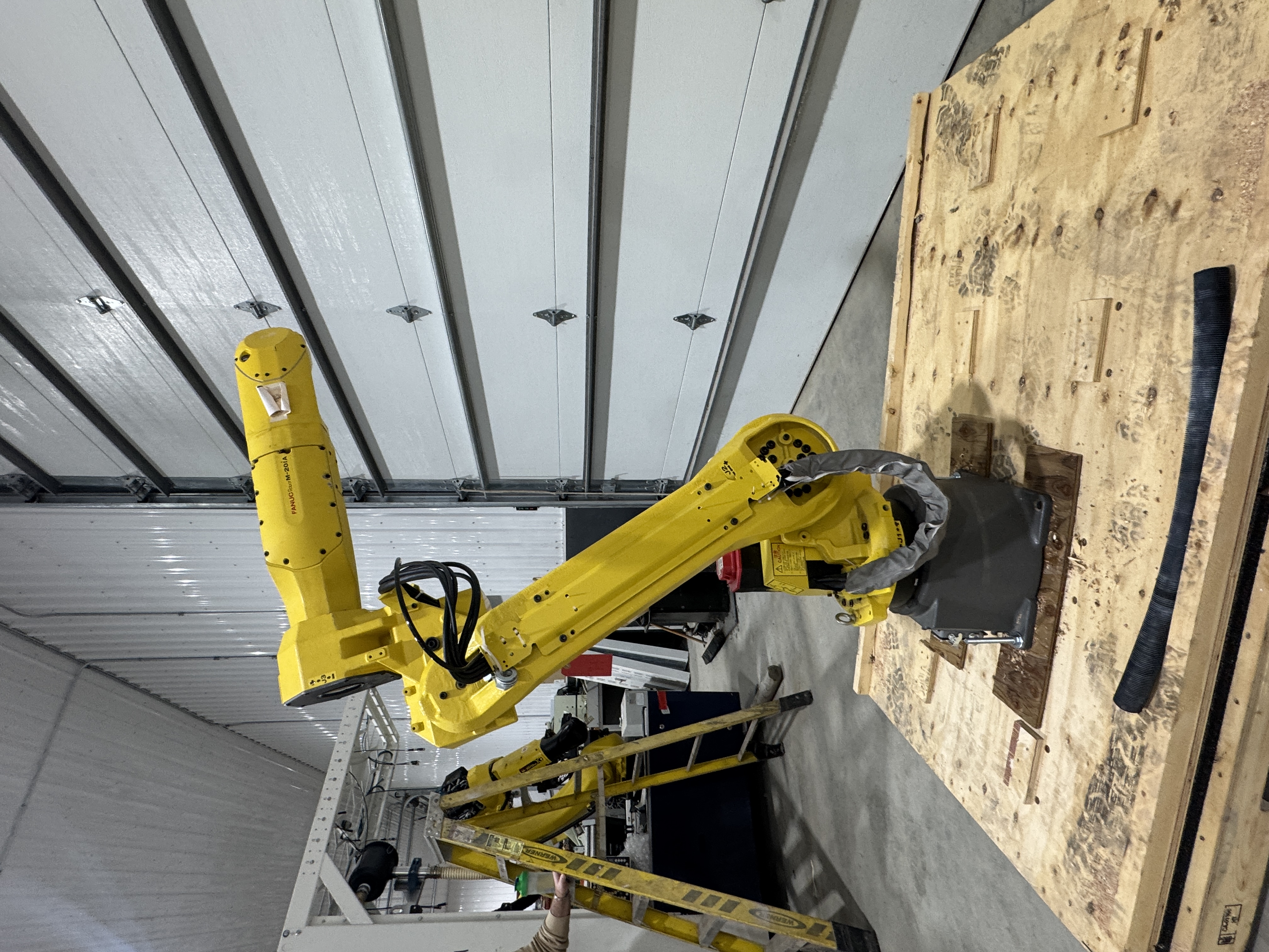 Used Fanuc M-20iA 6 Axis Robot Mechanical Arm Only No Controller, Cables or Teach Pendant 