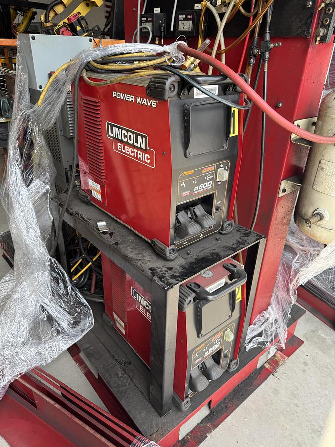 Used 2015 GENESIS/FANUC DUAL ARCMATE 100iC/12 DUAL TRUNNION WELDING CELL 2015