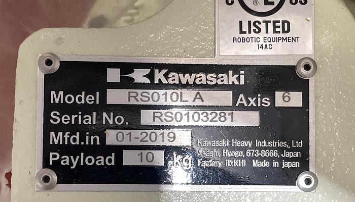 Kawasaki RS010L A 6 Axes Robot with Kawasaki E01 Controller, 10kg x 1925mm Reach, Never Used