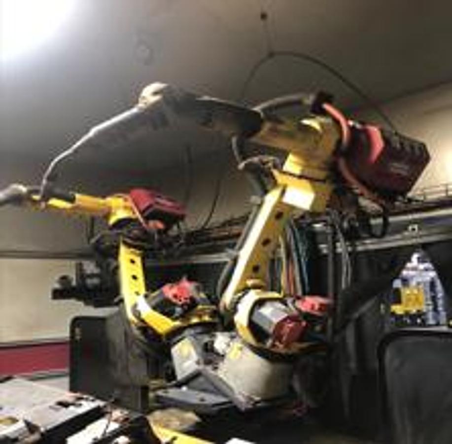 Used 2015 GENESIS/FANUC DUAL ARCMATE 100iC DUAL TRUNNION WELDING CELL