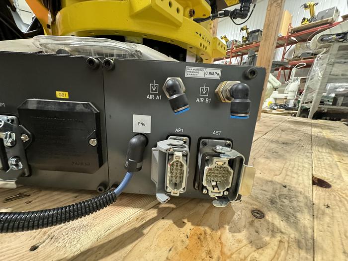 Used FANUC R-2000iC/125L 6 AXIS ROBOT WITH R-30iB PLUS CONTROLLER