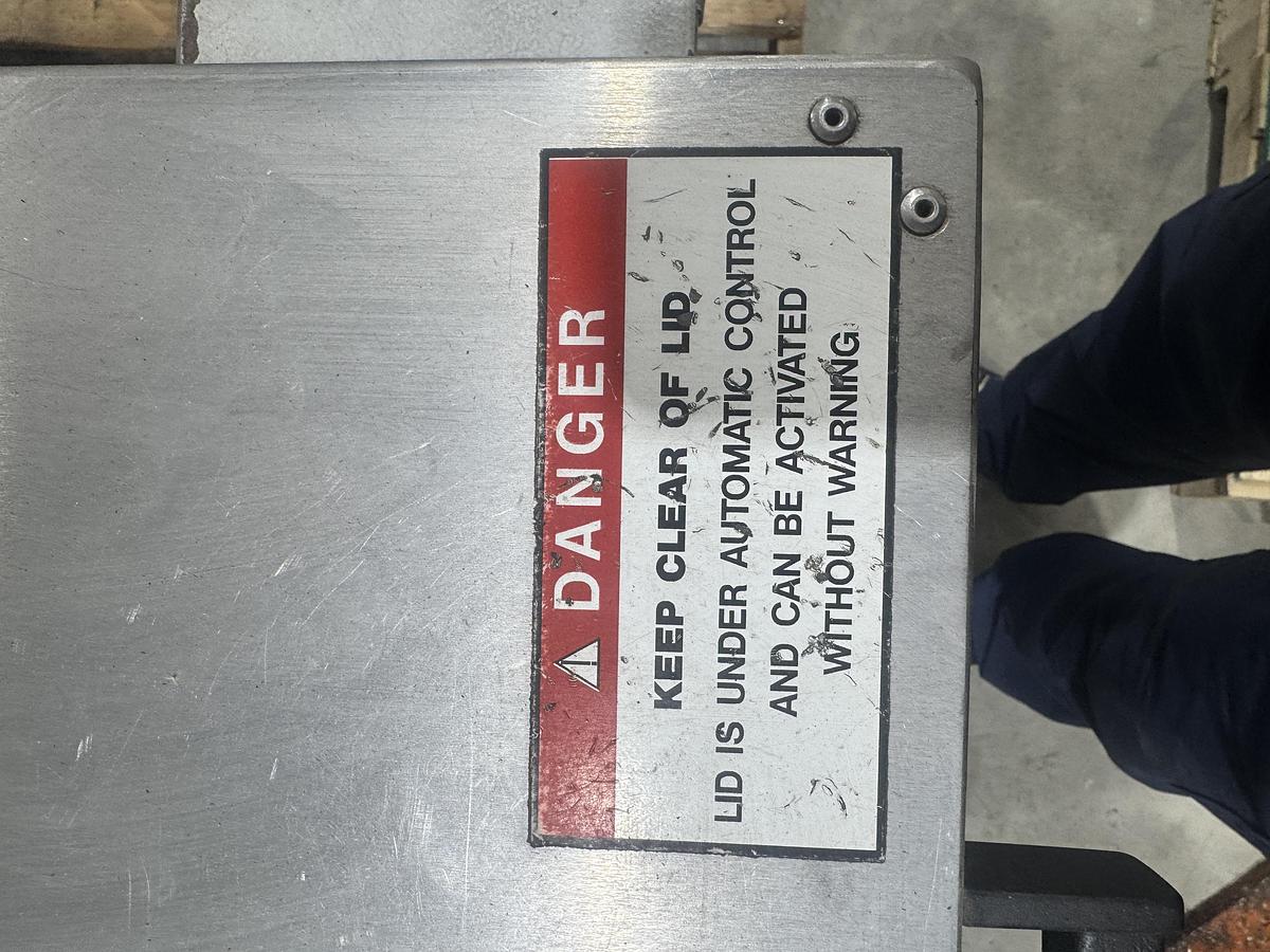 Used GRAYMILLS LIFTKLEEN SERIES FULL EMERSION HEATED PARTS WASHER