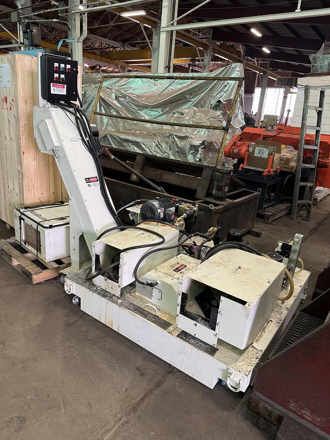 Used FANUC ROBODRILL ALPHA D21MiB5-24-ADV WITH FANUC 31i-B5 CNC CONTROL