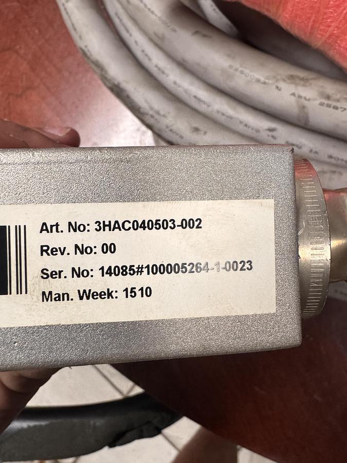 Used ABB 3HAC040503-002 ROBOT POWER CABLE 