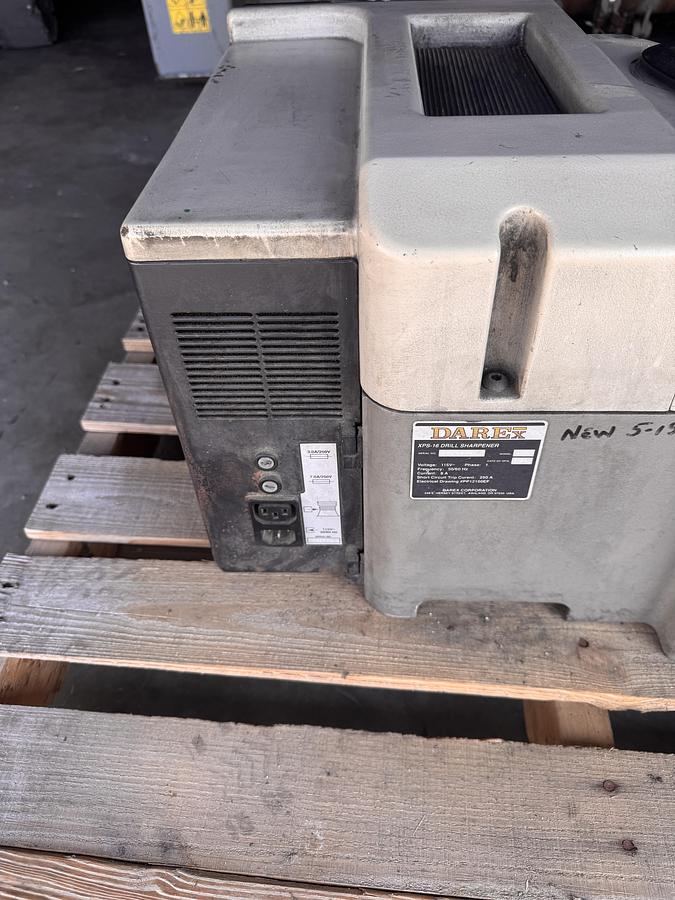 Used 2004 DAREX DRILL SHARPENER MODEL XPS-16