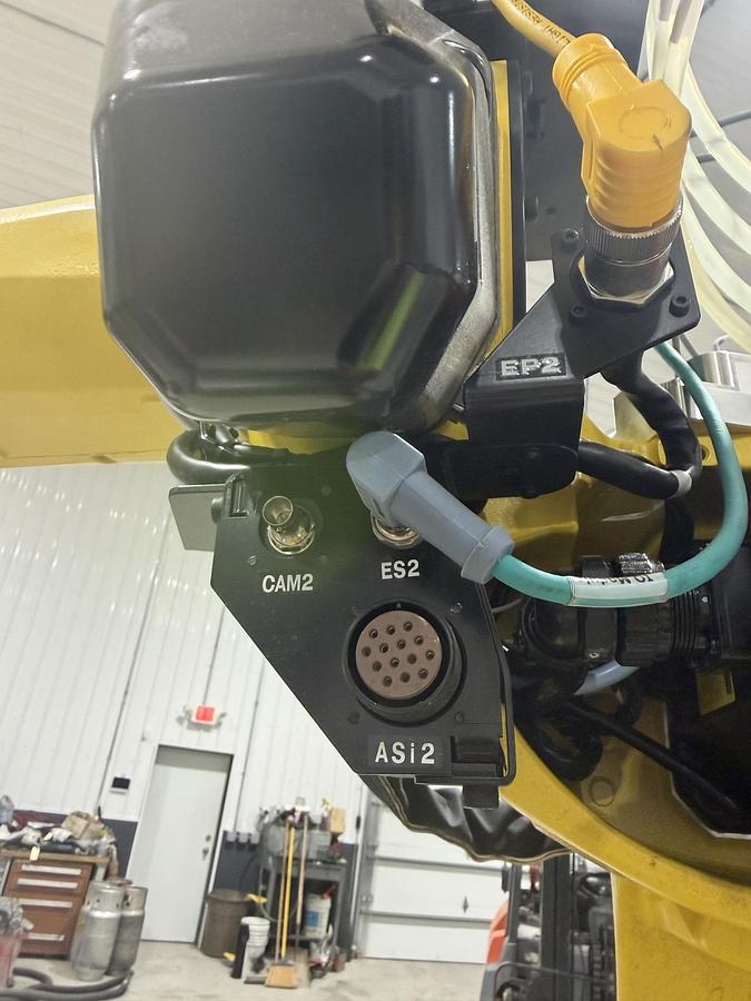 Used FANUC M-20iD/35 Robot, R-30iB Plus Control, Used, 2021