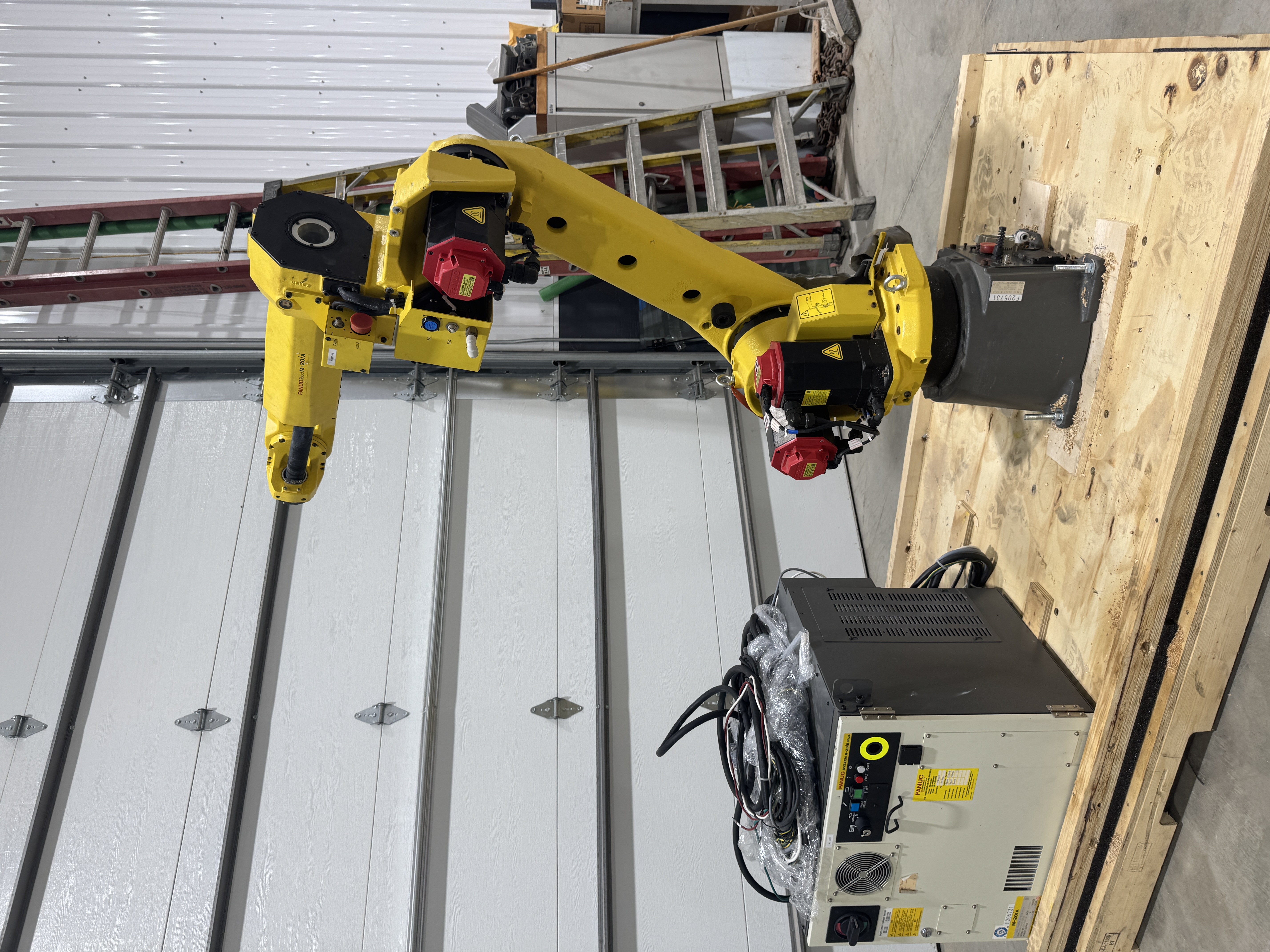 Used Fanuc M-20iA 6 Axis Industrial Robot With Fanuc R-30iB Plus Control