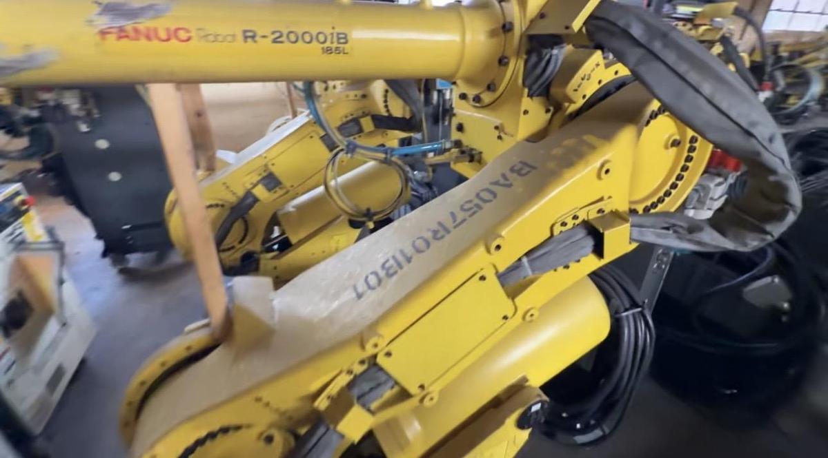 Used 2019 FANUC R-2000iB/185L #105108