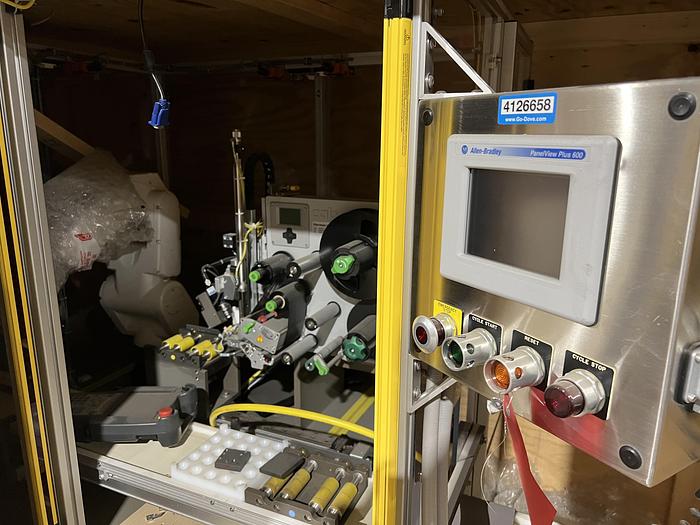 Used FANUC LR MATE 200IC LABELLING CELL