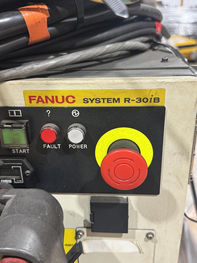 Used FANUC ARC MATE 100iC/12 6 AXIS MIG WELDING ROBOT WITH R-30iB CONTROL