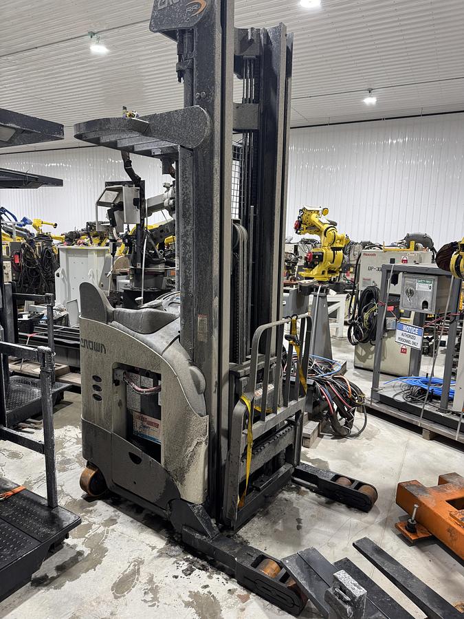 Used CROWN MODEL RR5725-35 NARROW ISLE FORKLIFT STAND UP ELECTRIC