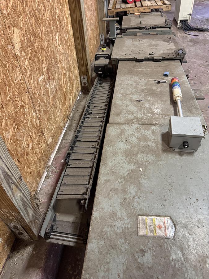 Used FANUC 5 METER RTU FOR MEDIUM SIZE ROBOTS DUAL CARRIERS