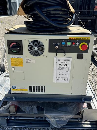 FANUC M-410iC/110 4 AXIS PALLETIZING ROBOT WITH R-30iB PLUS CONTROLLER NEVER USED
