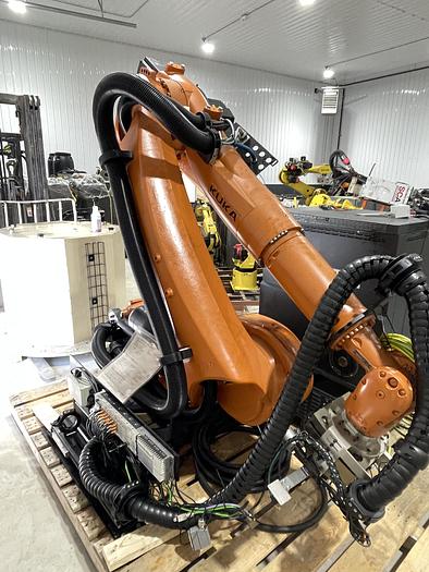 Used KUKA KR 150 R3700 ULTRA K 6 AXIS ROBOT, KR C4 NA CONTROLLER, QUICK DISCONNECT END EFFECTOR