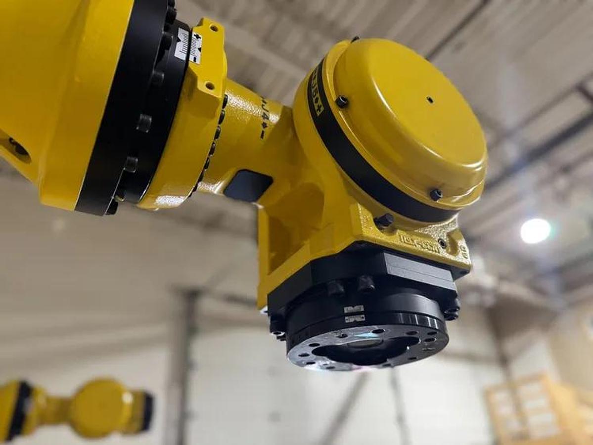 Used FANUC R-2000iC/165F 6 AXIS ROBOT WITH R-30iB PLUS CONTROLLER FOR SALE 