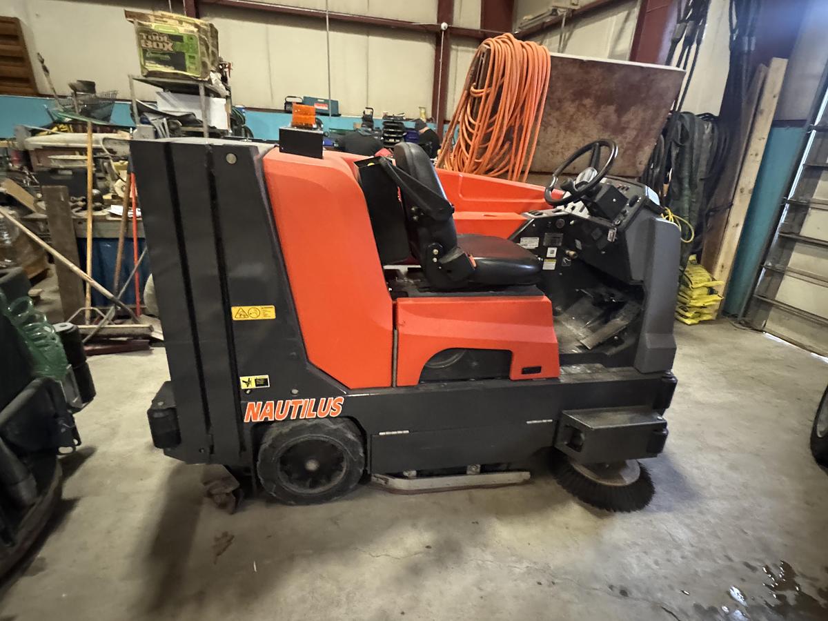 Used NAUTILUS POWER BOSS FLOOR SCRUBBER LP GAS POWERED KUBOTA WG1605L
