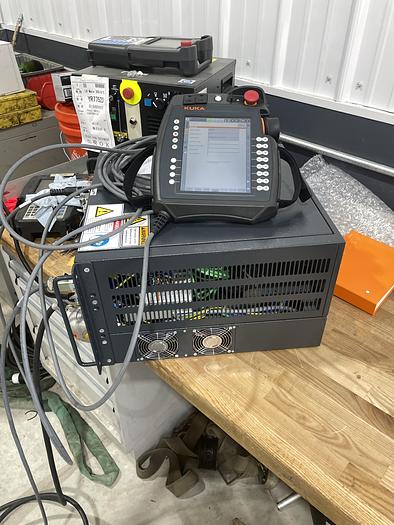 Used KUKA KR10 R1100 6 AXIS ROBOT WITH KRC4 CONTROLLER