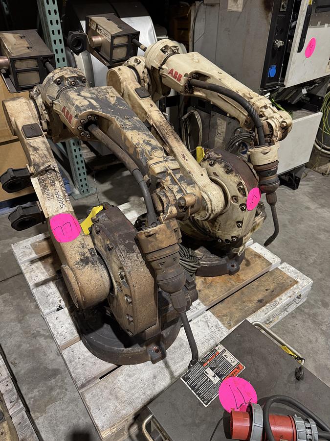 Used Used Dual Arm ABB IRB 1600ID 4/1.5 Mig Welding Robot SN 105407 New 2017 2 Arms Master Slave One Price