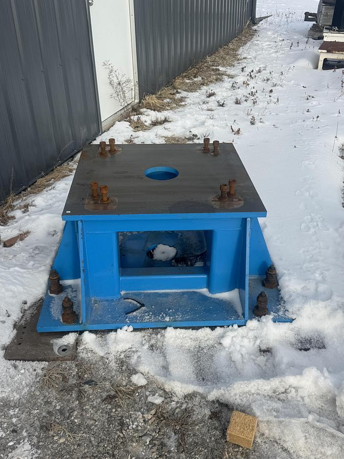 Used RISE UP ABOVE THE REST! FANUC R2000 & M900 SERIES ROBOT 400 MM HEIGHT RISERS/STANDS