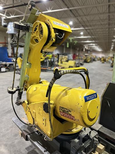 Used FANUC R2000iA/165R CNC 6 AXIS ROBOT W/RJ3IB CONTROL