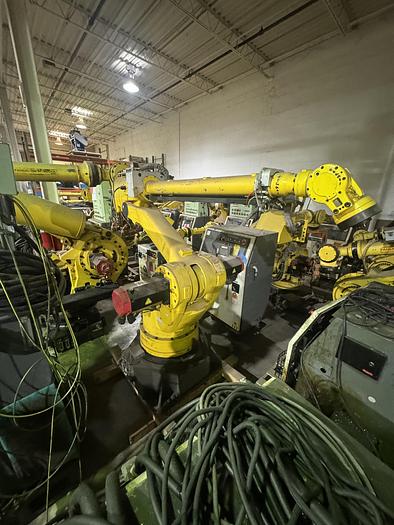 Used FANUC S500i 6 AXIS CNC ROBOT WITH RJ3 CONTROLLER PAYLOAD 15 KG X 2739 MM REACH