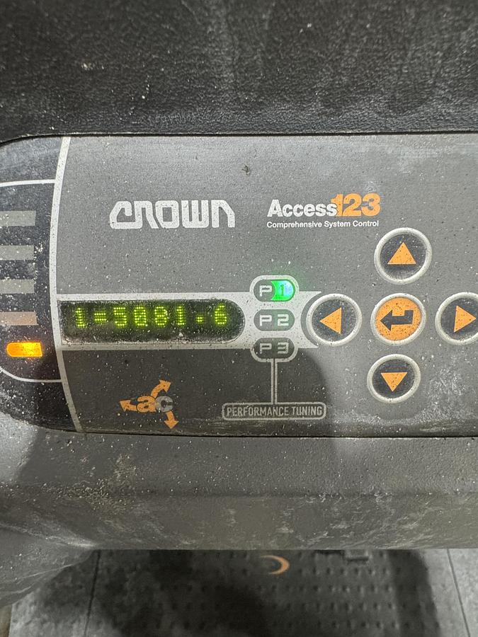 Used CROWN MODEL SP35020-30 ORDER PICKER NARROW ISLE ELECTRIC FORK LIFT