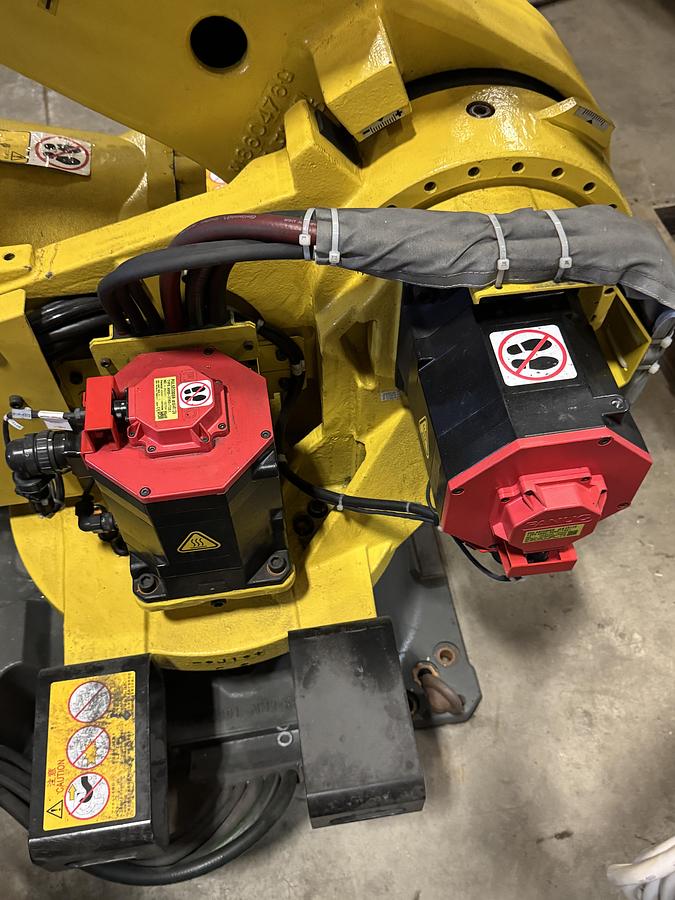 Used USED FANUC R-2000iC/210F 6 AXIS ROBOT R-30iB PLUS FOR SALE