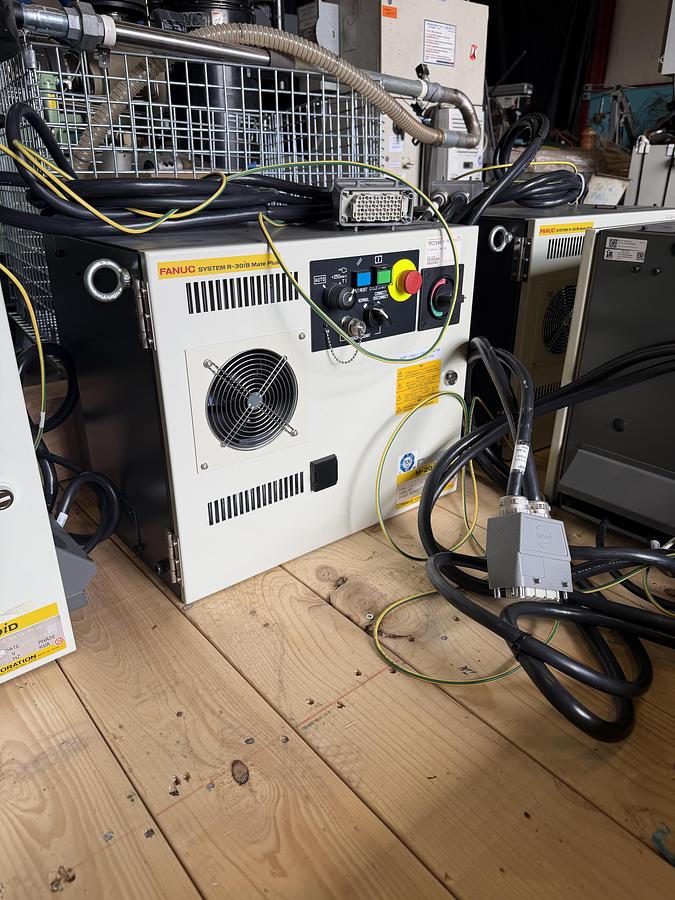FANUC M-20iD/12L Robot, R-30iB Mate Plus Controller, Un-Used, 2025