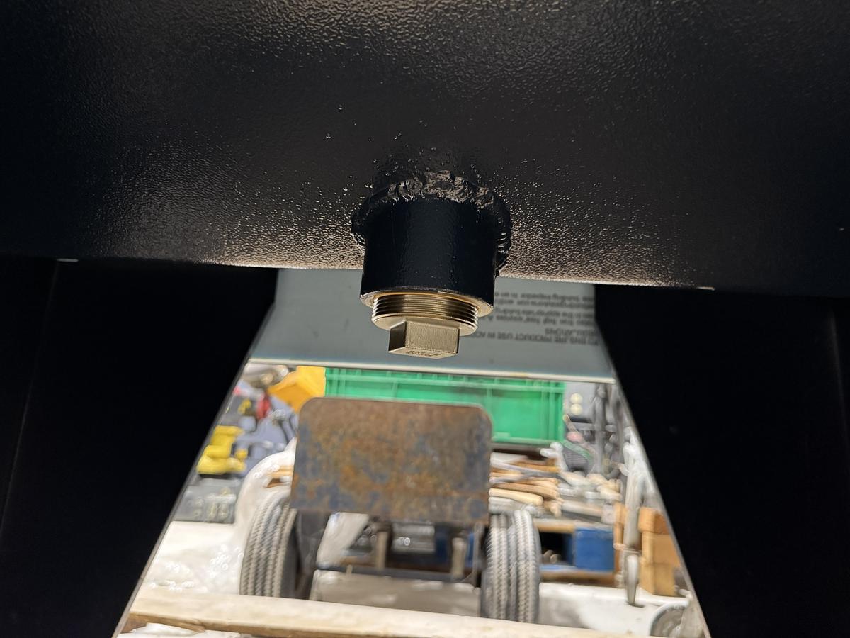 Used GRAYMILLS LIFTKLEEN SERIES FULL EMERSION HEATED PARTS WASHER