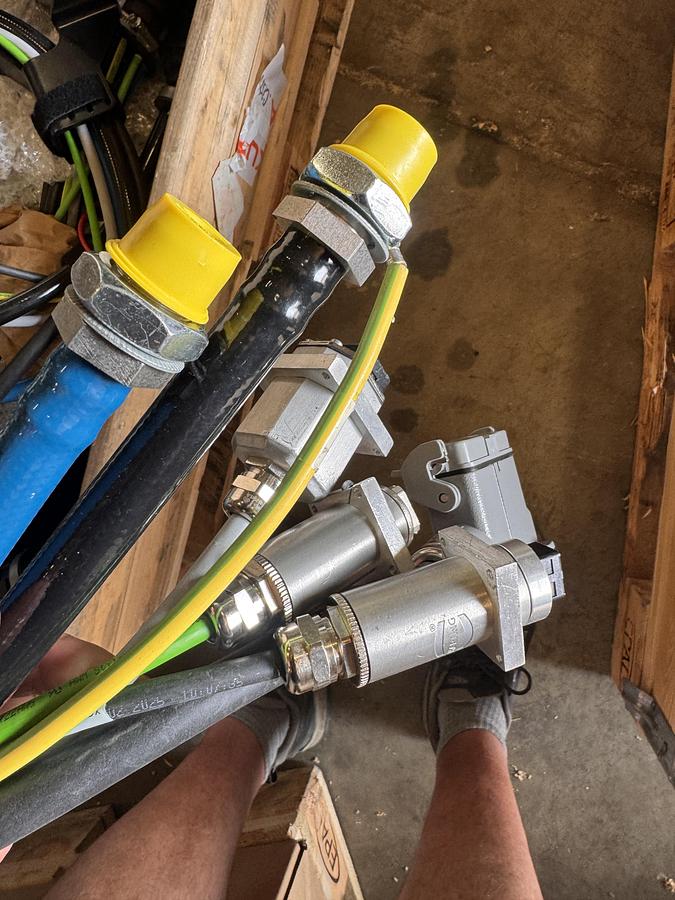 KUKA ROBOT DRESS PACK.