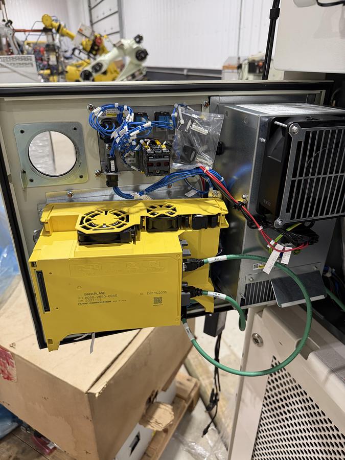 Used FANUC M-20iD/25 Robot, R-30iB Plus Control, Un-Used, 2021