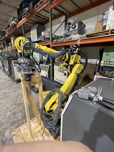 Used 2013 FANUC M-710iC/70 6 AXIS ROBOT WITH R-30iA CONTROLLER FOR SALE